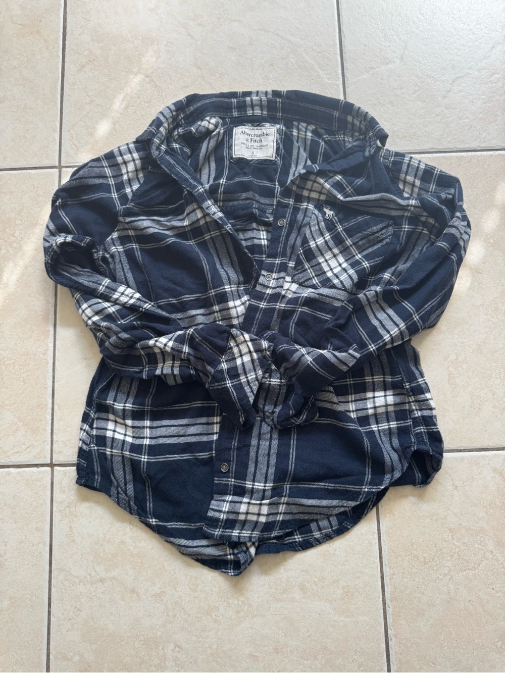 Abercrombie & Fitch Blue Plaid Flannel Button Up - Small - MINT